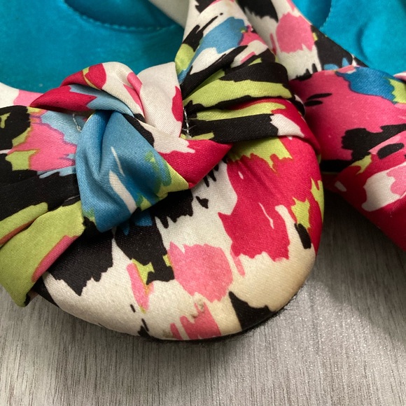 No Call Multicolored Flats 8.5W with Arch Support - Picture 4 of 11